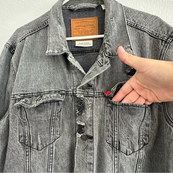 Levi's Premium Big E Ripped Distressed Trucker Jean Jacket Size: XXL‎ - Picture 4 of 16